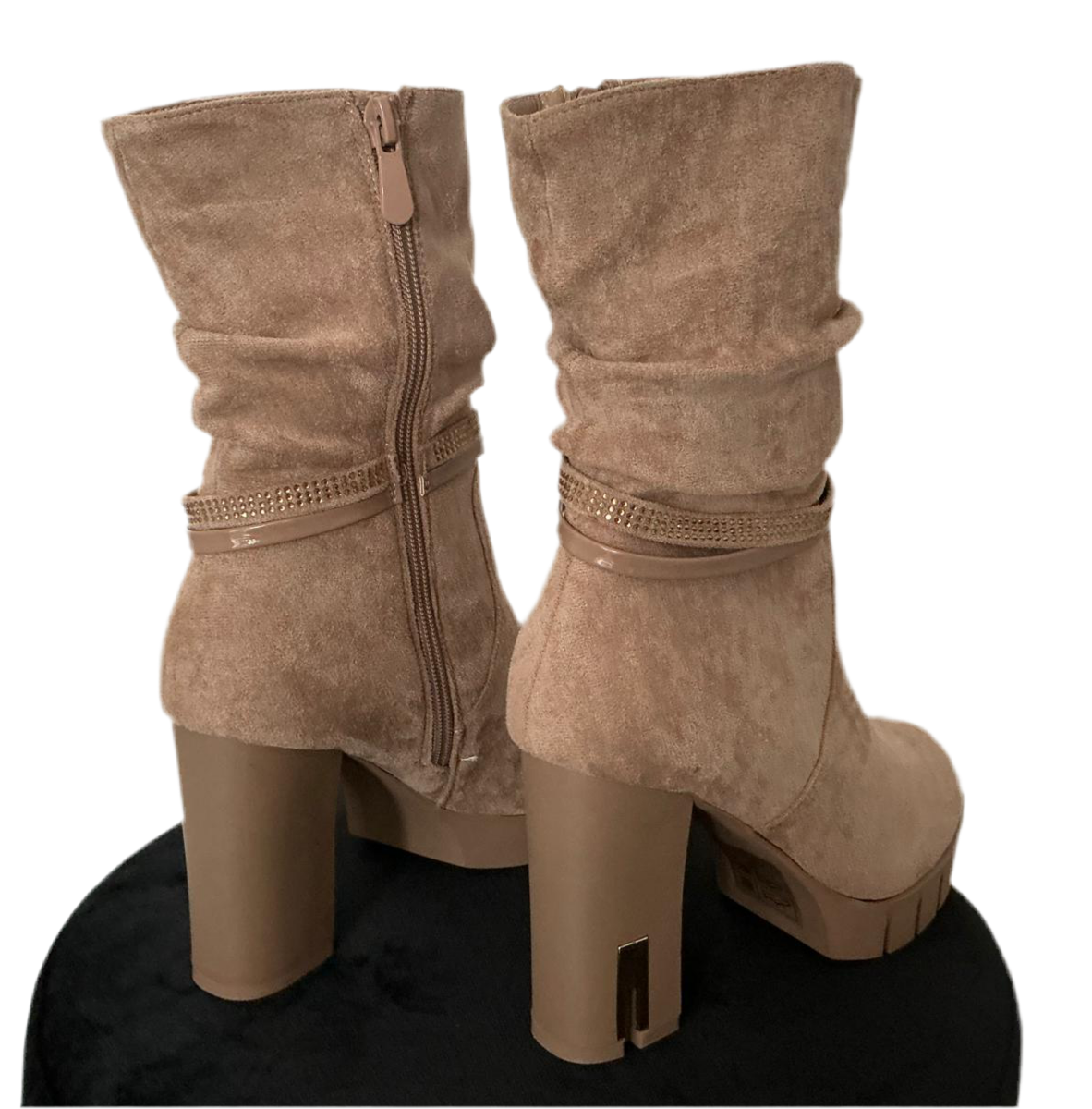 Damen Stiefeletten mit Blockabsatz – Wildlederoptik & Strassdetail, Beige