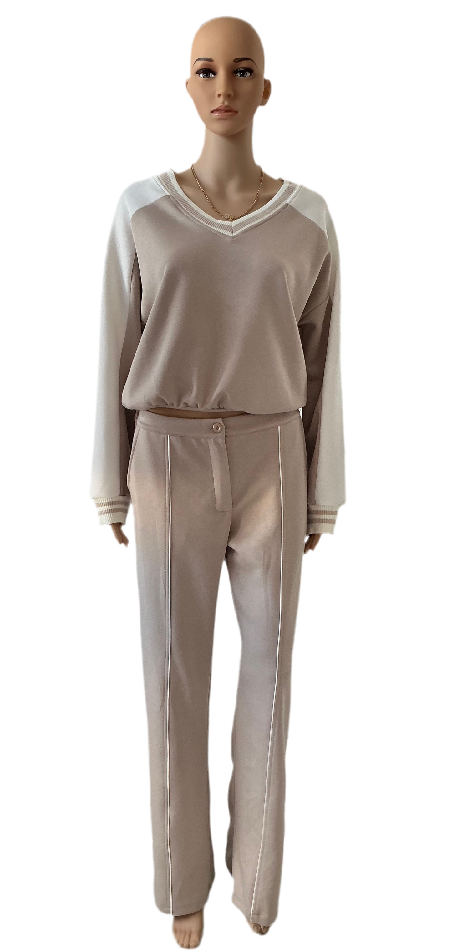 Elegantes Zweiteiler-Set in Beige – Komfort & Style in einem Look