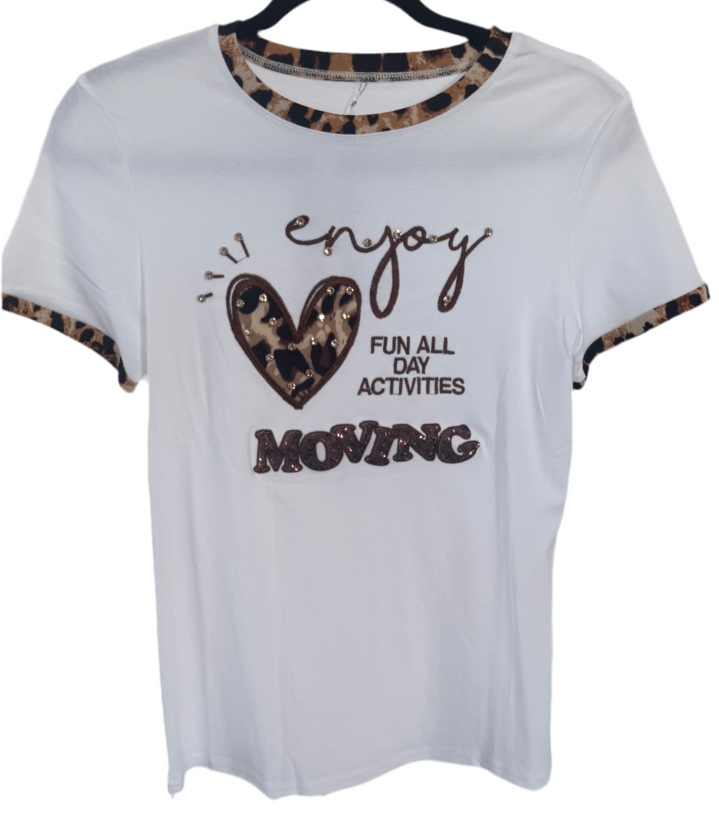 T-Shirt „Leo“ in Weiß – Lässig & Stylisch