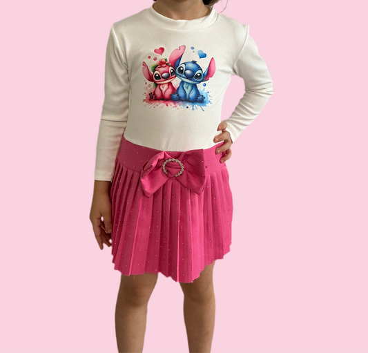 Süßes Mädchenkleid mit Stitch-Motiv