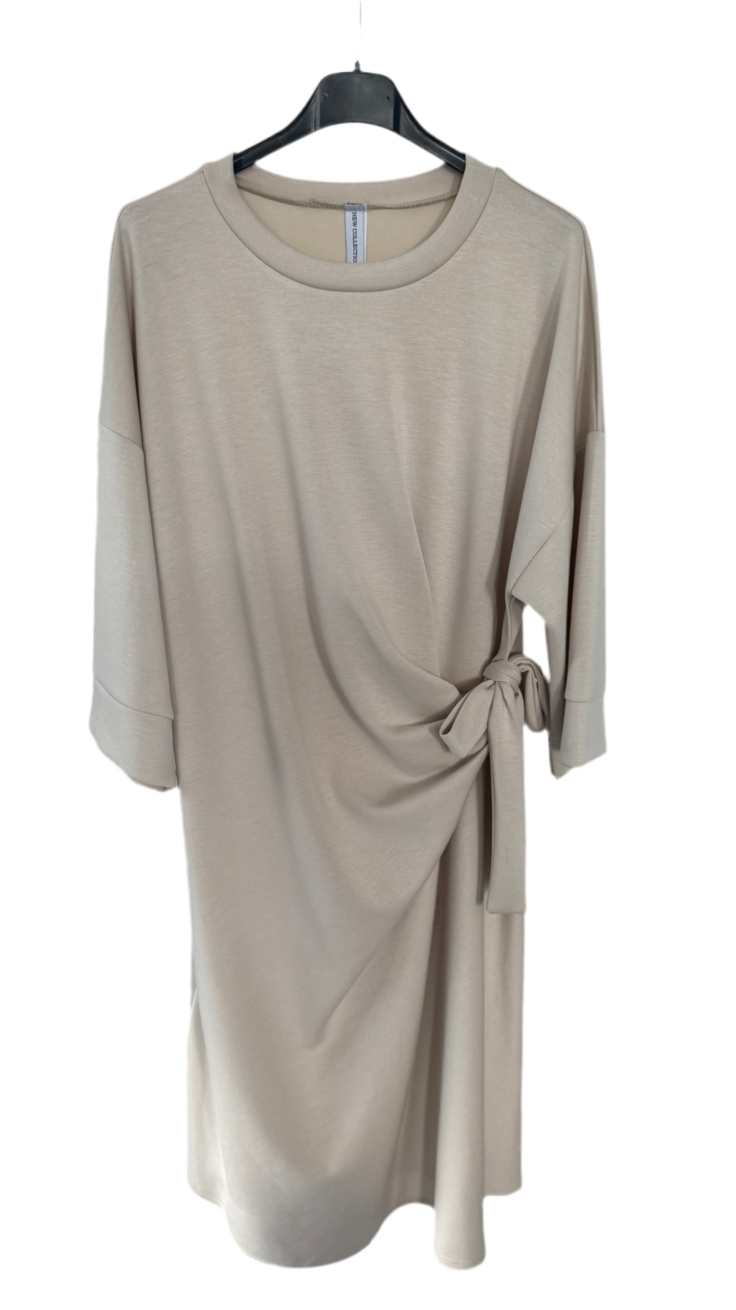 Fließendes Kleid mit Schleife oder ohne – Elegant & feminin