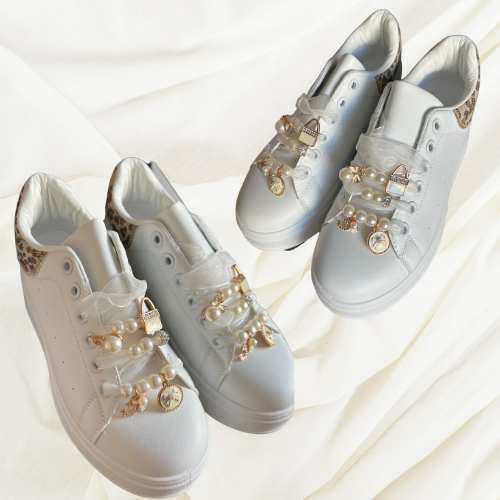 Glam Lace Sneakers – Dein glänzender Auftritt